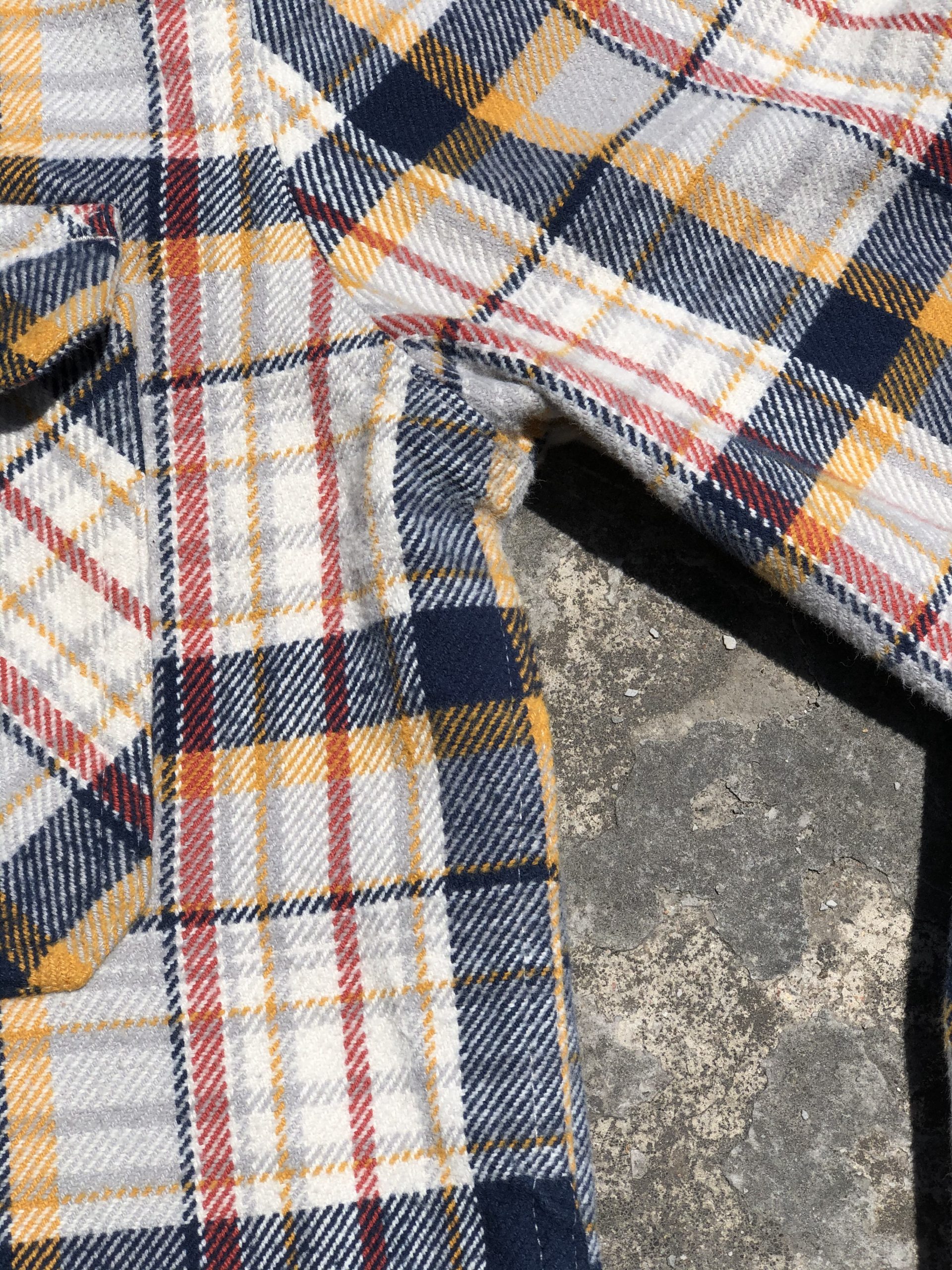 The Cordial Heavy Duty Flannel Shirt In White/Indigo - Kind Supply Co.
